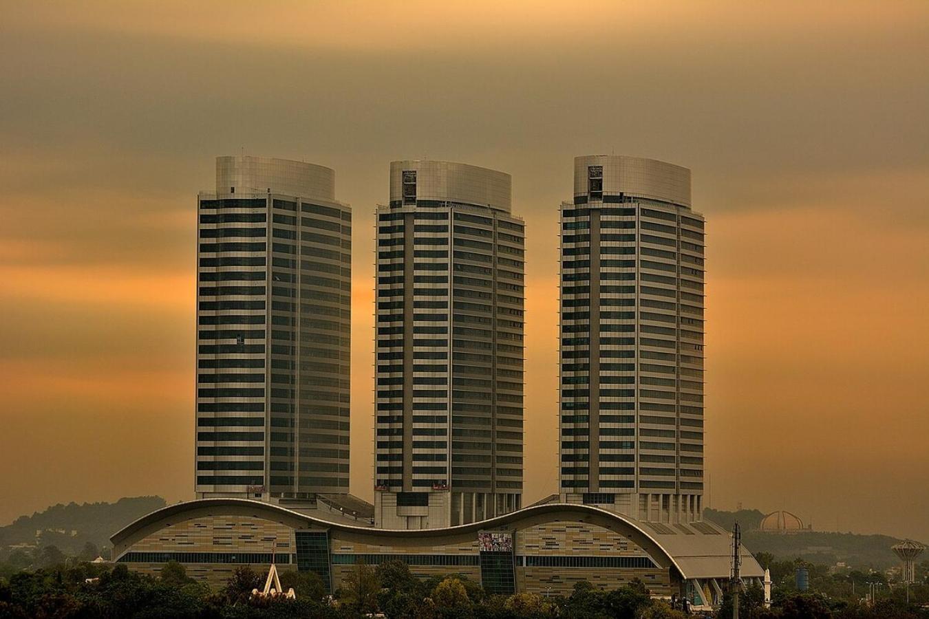 Appartamento Centaurus Heights Islamabad Esterno foto